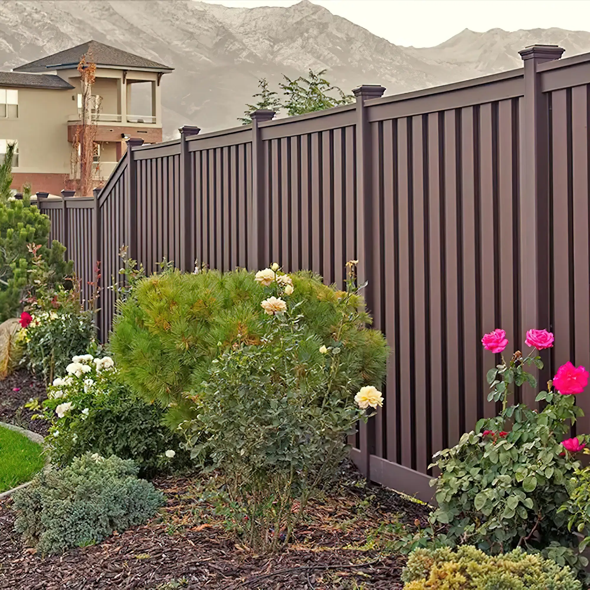 Seclusions Hero - vinyl,wood,composite Fencing System