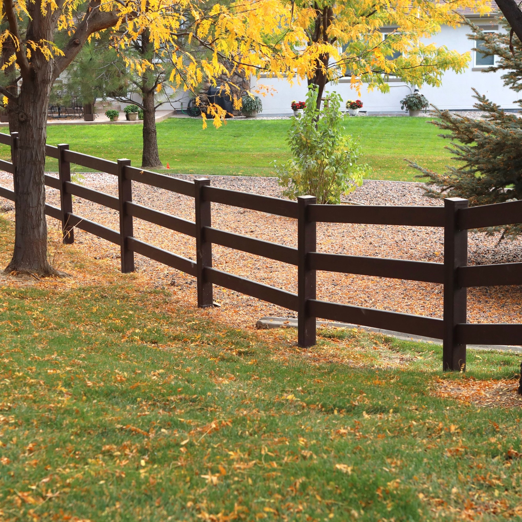 Shenandoah Rail 3 - vinyl,wood,composite Fencing System